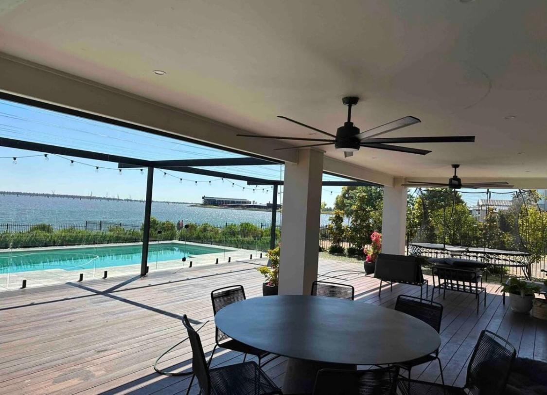 Lakehouse Villa Yarrawonga Exterior photo